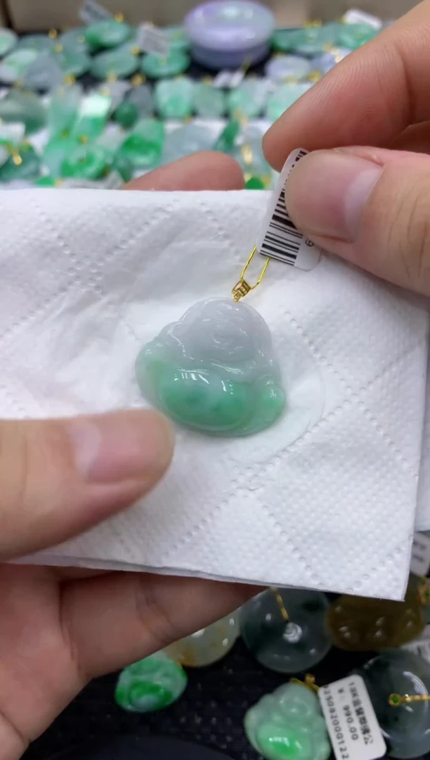 颈饰18K金镶嵌翡翠天然缅甸翡翠A货
