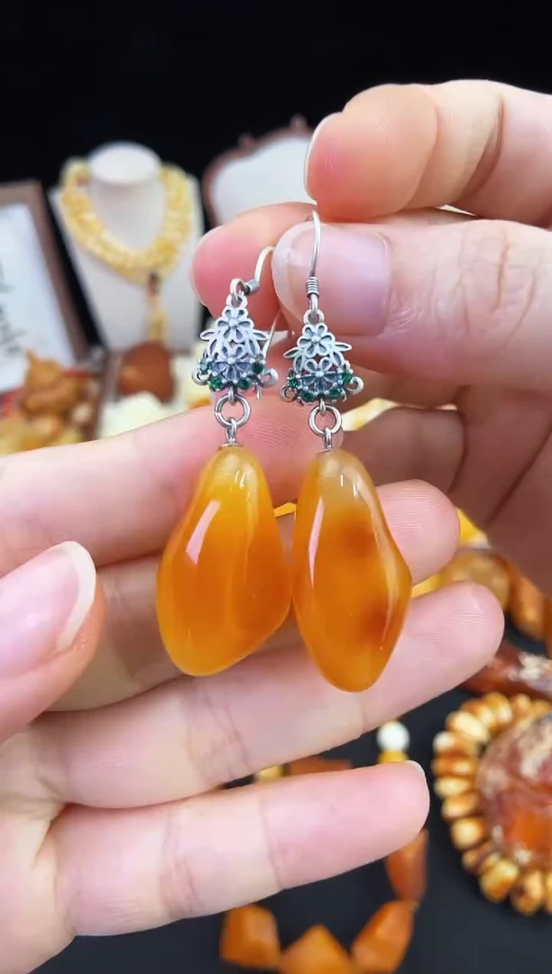 琥珀未镶嵌珠宝奇石柒月