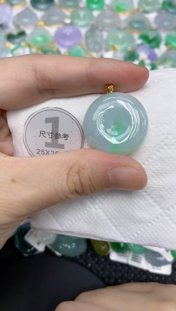 颈饰18K金镶嵌翡翠11111111111