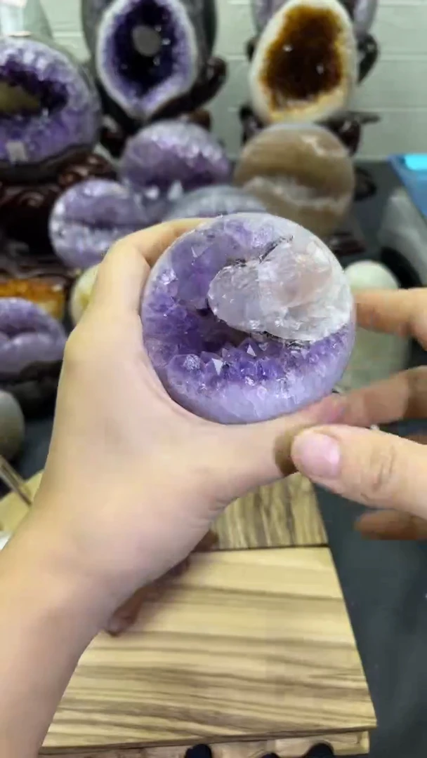 未镶嵌大型摆件（非配饰）紫晶524号开口笑