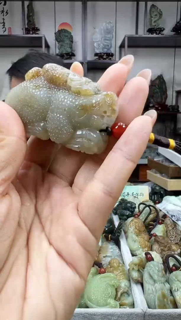 和田玉未镶嵌把件1