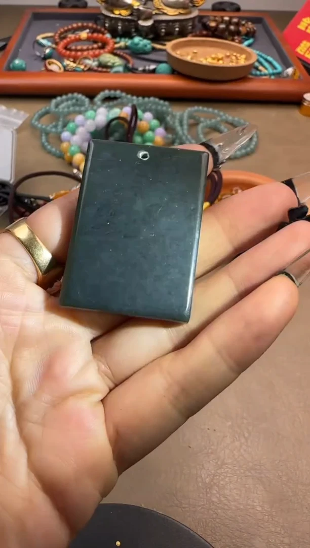 【闪购商品】和田玉（青玉）颈饰未镶嵌和田玉