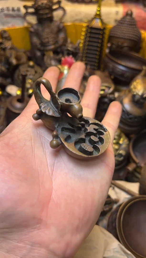 精美铜器，点击下单