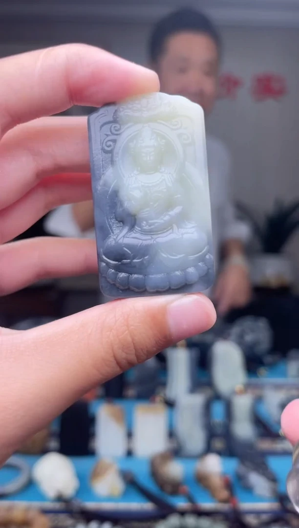 未镶嵌和田玉挂件1