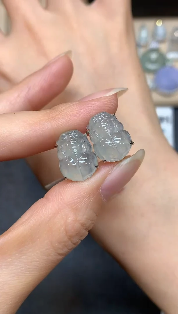 18K金镶嵌翡翠耳饰貔貅【无服务费