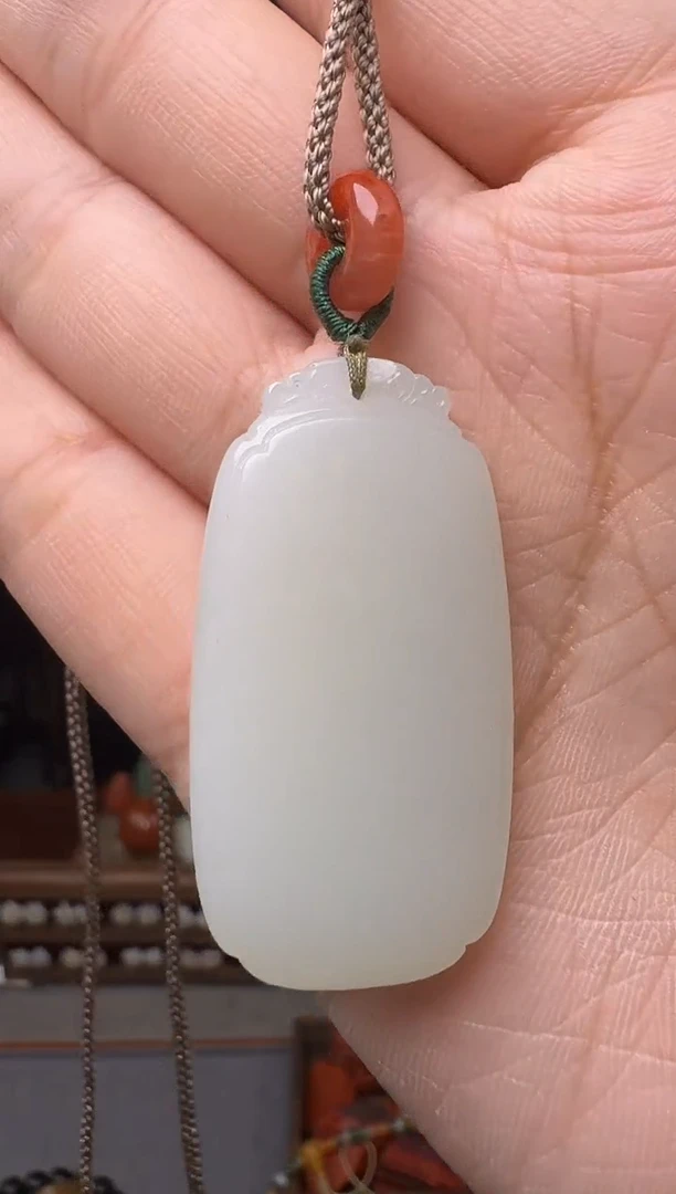 【闪购商品】和田玉挂件未镶嵌0017微瑕