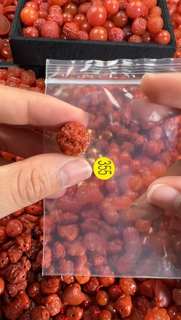 【闪购商品】南红玛瑙颈饰未镶嵌1