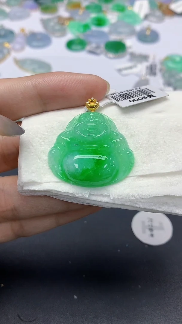 翡翠18K金镶嵌颈饰天然缅甸a货翡翠
