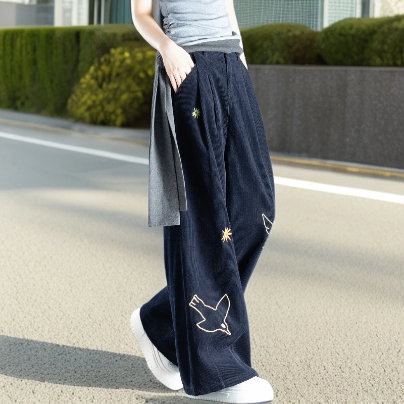 藏青灯芯绒女裤刺绣阔腿裤女2025新款条绒休闲直筒裤高级感直筒裤