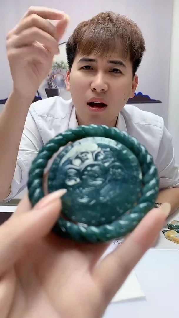 【闪购商品】定制翡翠未镶嵌4868DD-毛货套镯128