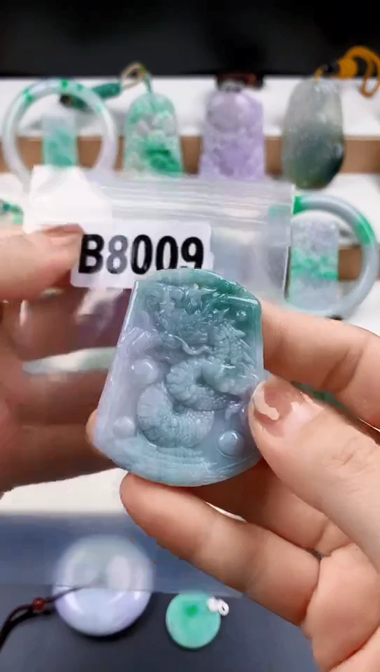 颈饰未镶嵌翡翠天然翡翠吊坠挂件