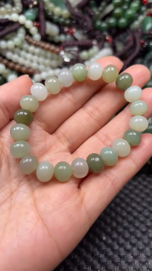 【闪购商品】和田玉颈饰未镶嵌.