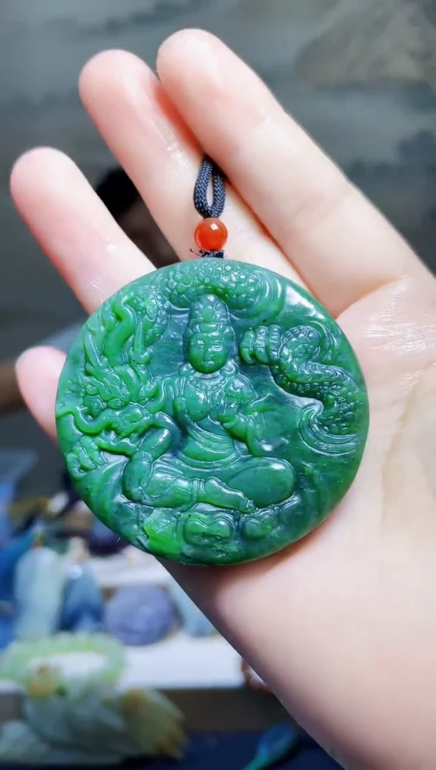 颈饰未镶嵌和田玉1