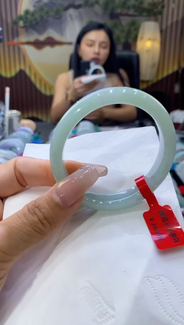 翡翠手镯未镶嵌00003555