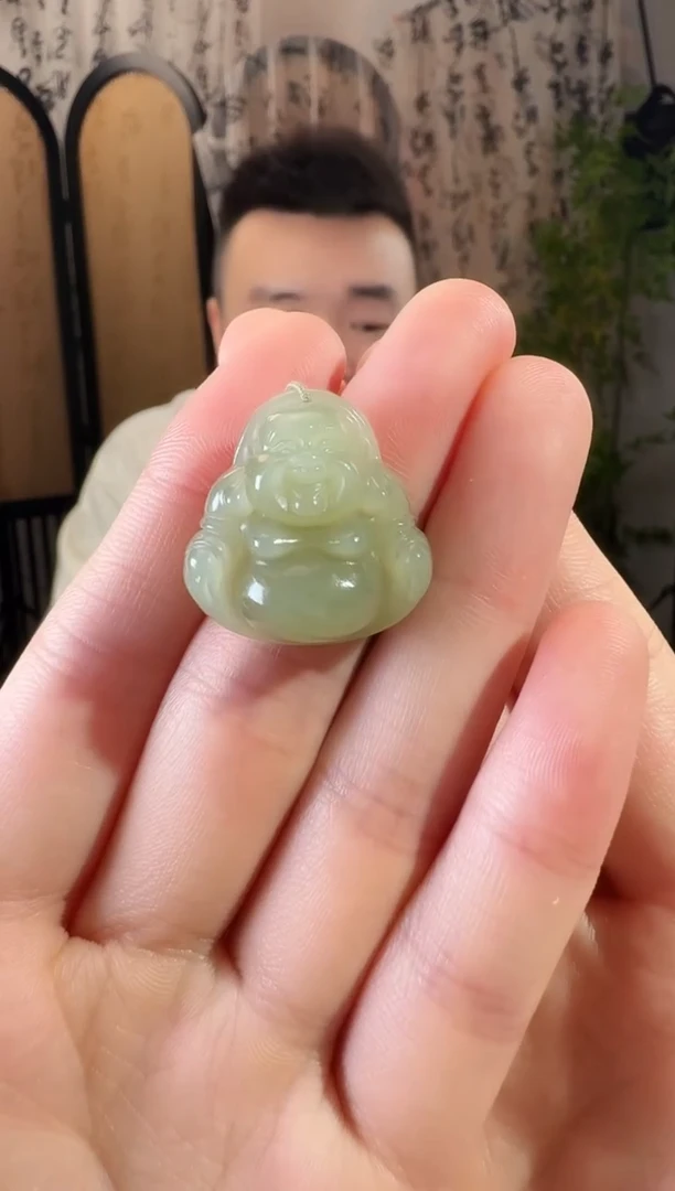 和田玉未镶嵌颈饰佛公cp11