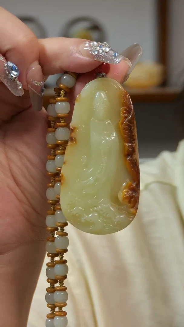 岫岩河磨玉（透闪石质玉）未镶嵌颈饰观音