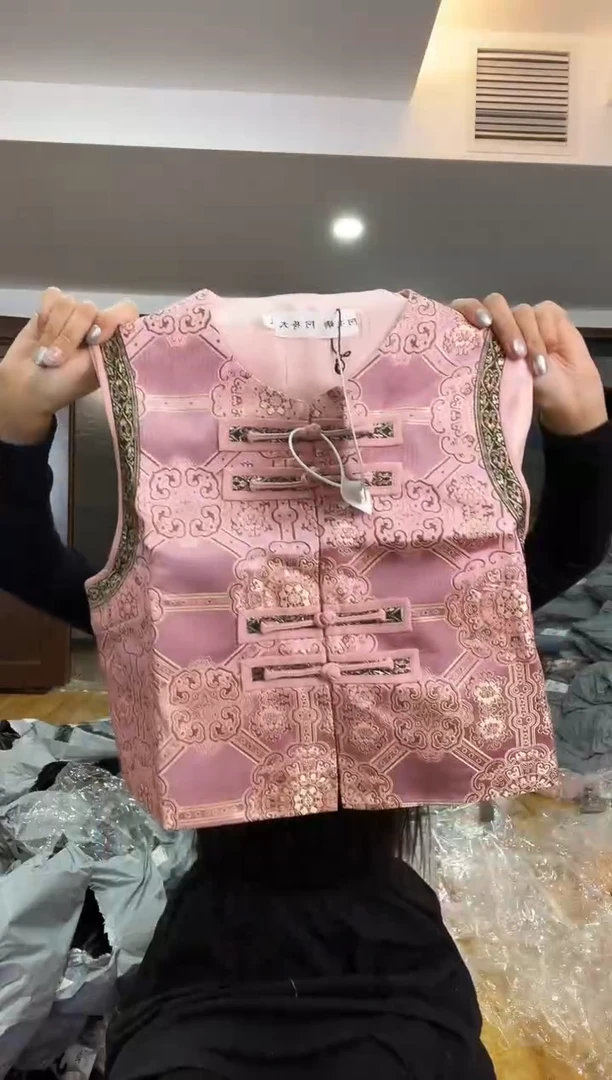 马甲    L 120斤以里