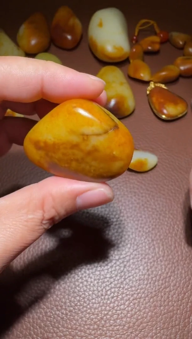 未镶嵌和田玉挂件斩*和田玉