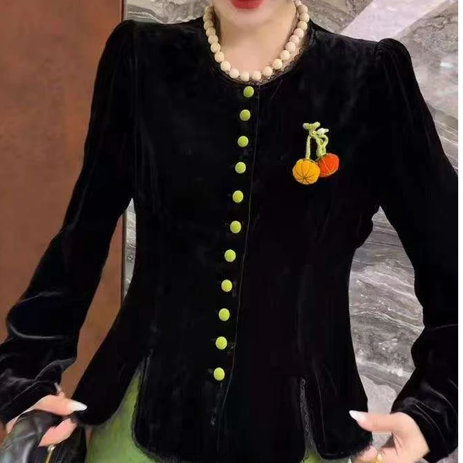 舞夏2025秋季新款圆领单排扣设计感南瓜胸花丝绒衬衫时尚百搭长袖