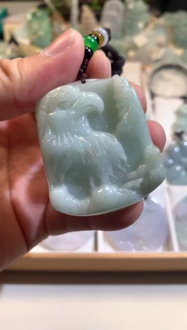 【闪购商品】翡翠颈饰未镶嵌02/13/99