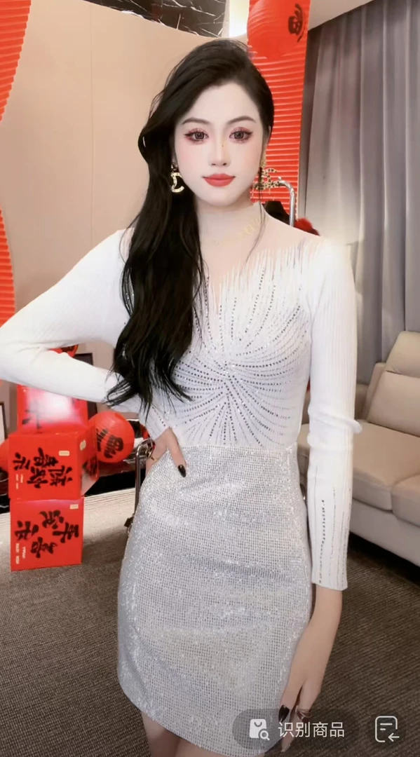 莹莹红人馆【XIAOYU】时尚设计师款长袖打底衫 71262585 303