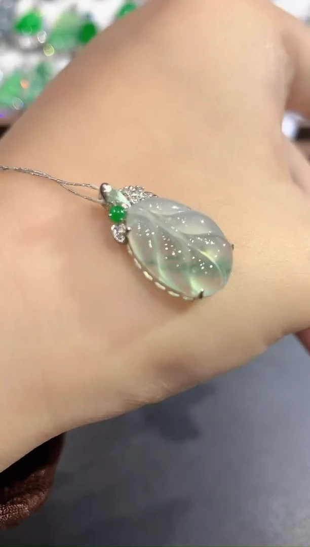 吊坠(不含链)18K金镶嵌翡翠45-吊坠