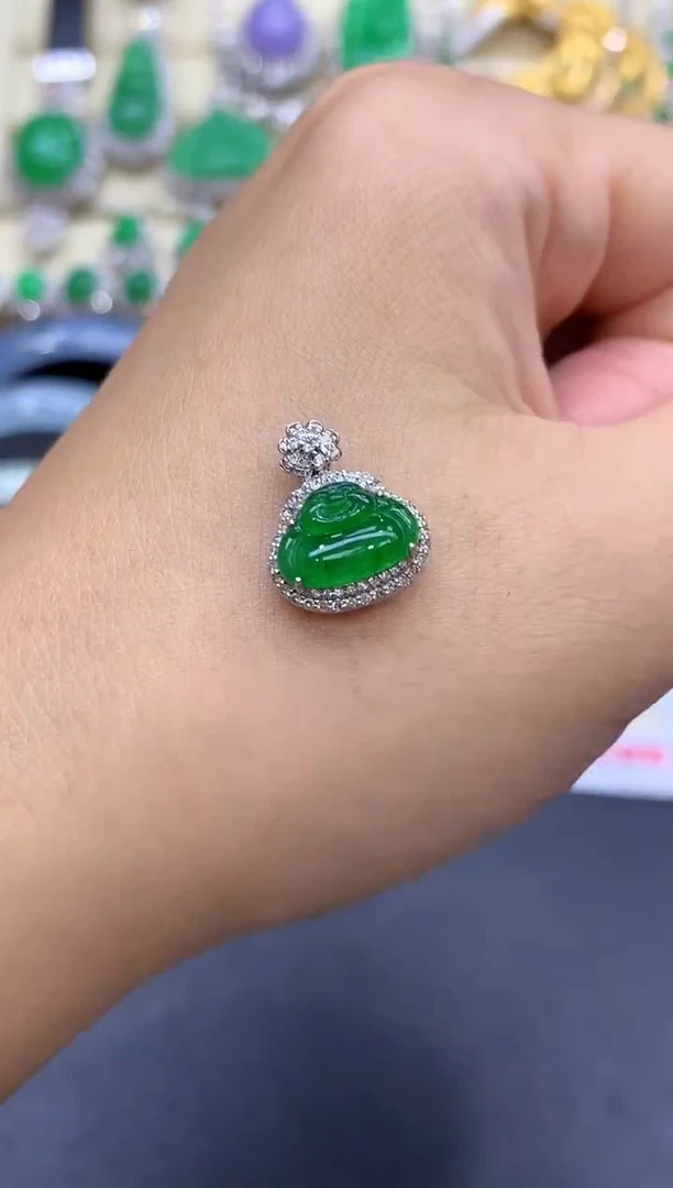 颈饰18K金镶嵌翡翠463-中国好珍宝