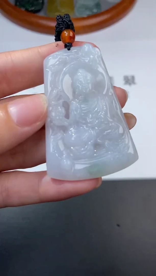 未镶嵌挂件翡翠370051    多人