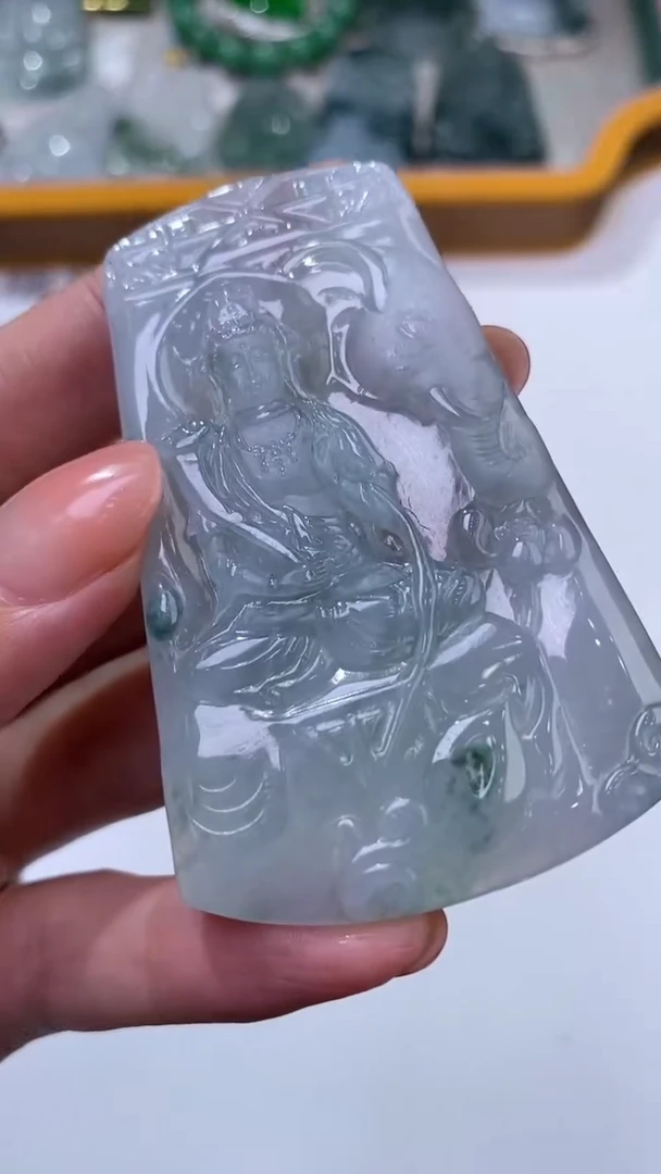 未镶嵌挂件翡翠310438