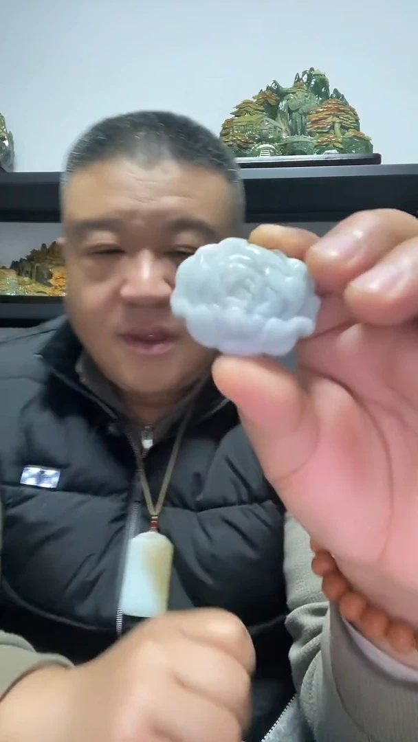 吊坠(赠链)未镶嵌翡翠花开富贵吊坠