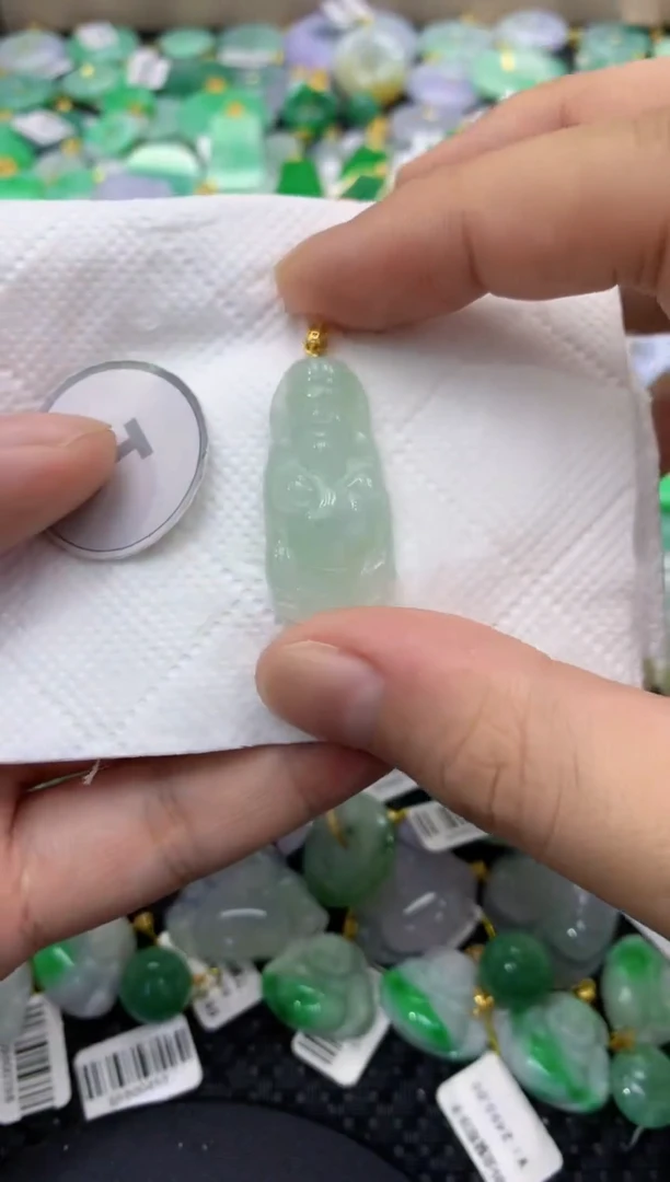 颈饰未镶嵌翡翠天然缅甸翡翠A货