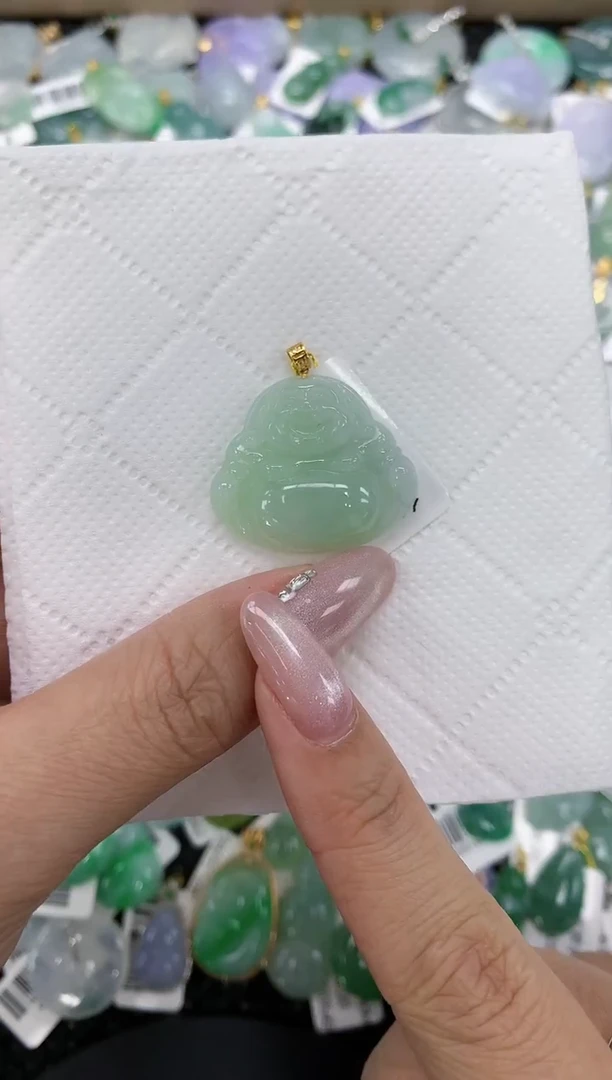 颈饰18K金镶嵌翡翠a货支持复检百元以上9元证书费自理