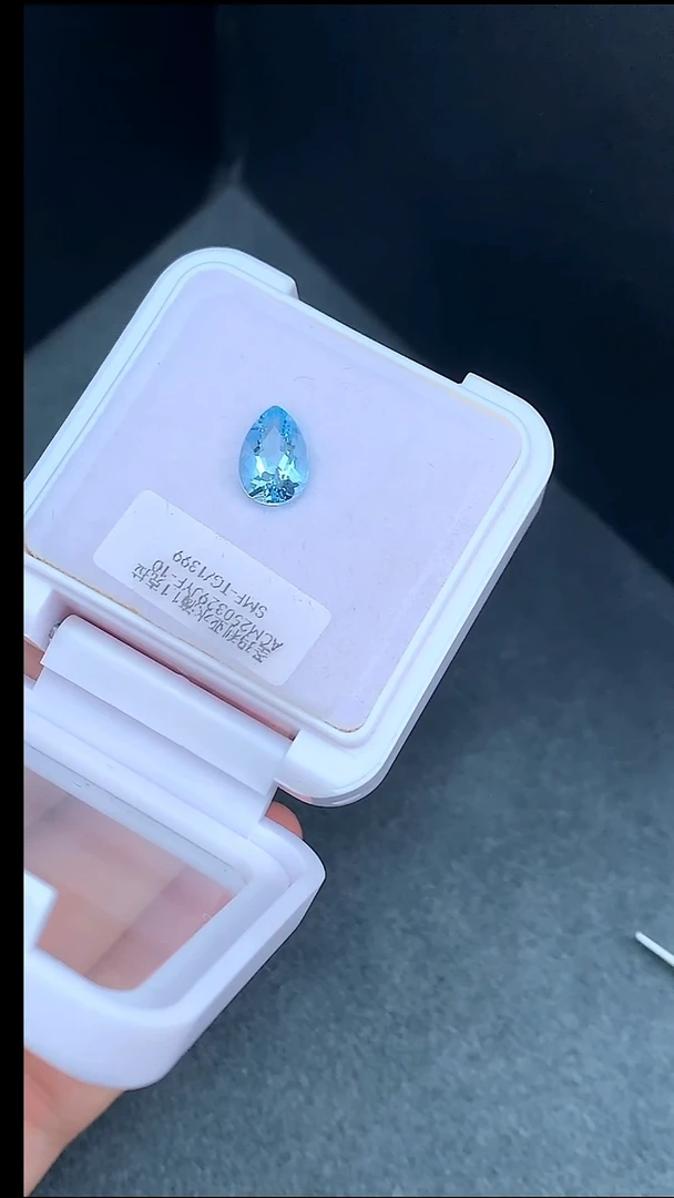 裸石海蓝宝石1.1克拉