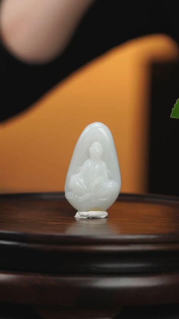 未镶嵌和田玉挂件玉*