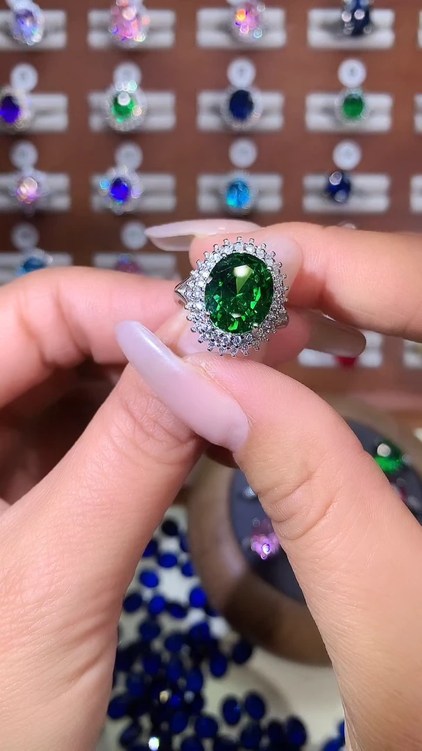 无925银莎弗莱绿戒指