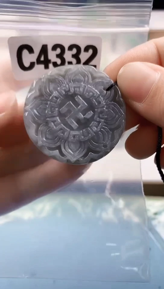 翡翠未镶嵌颈饰天然翡翠吊坠挂件