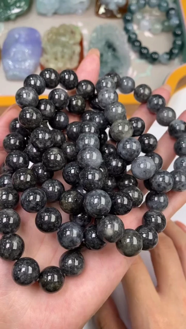 未镶嵌挂件翡翠304281 多样性一件发       多人