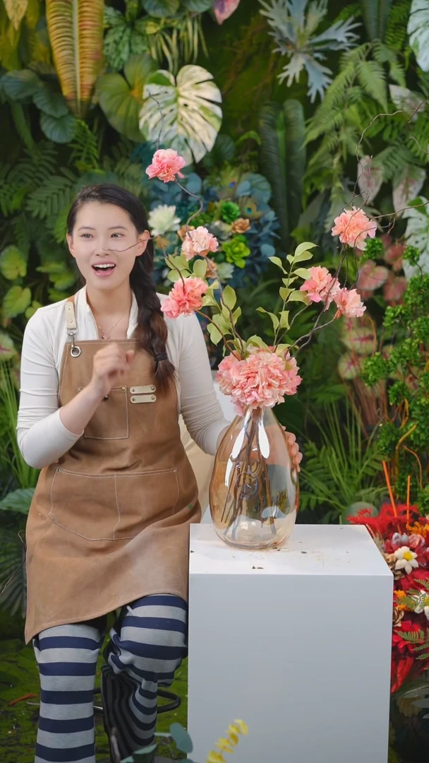 永生花搭配带瓶子