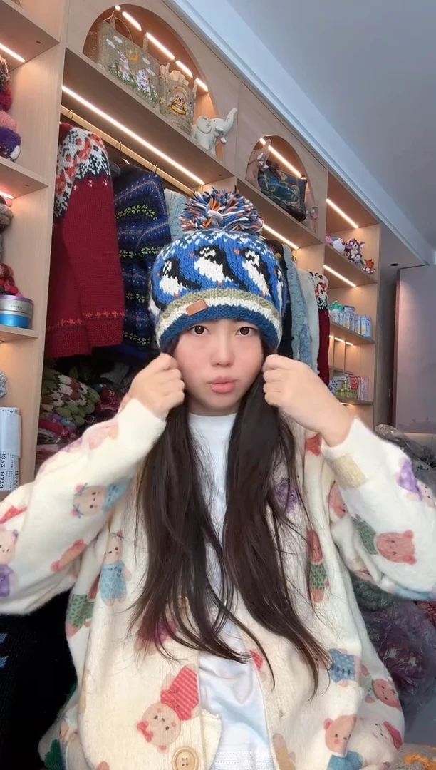 羊毛蓝色小鸟单球帽