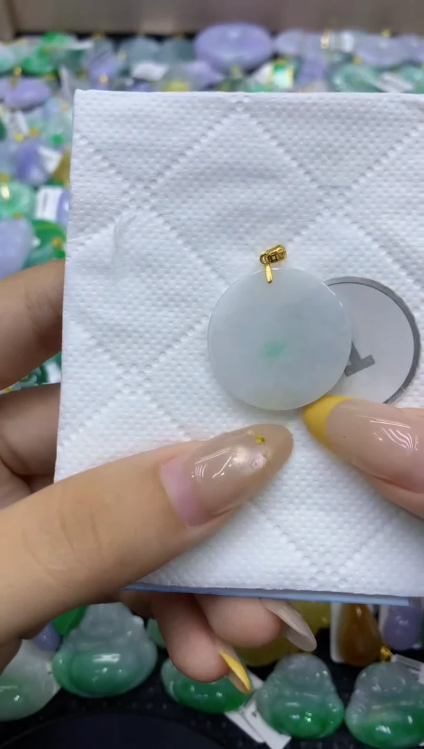 颈饰未镶嵌翡翠天然缅甸翡翠A货