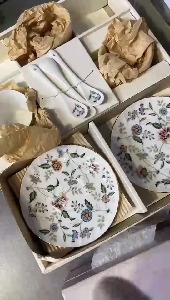 【闪购商品】中古回流瓷器好看，谨慎参拍