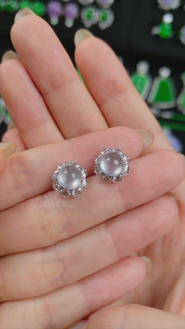 吊坠(不含链)18K金镶嵌翡翠蛋面耳钉