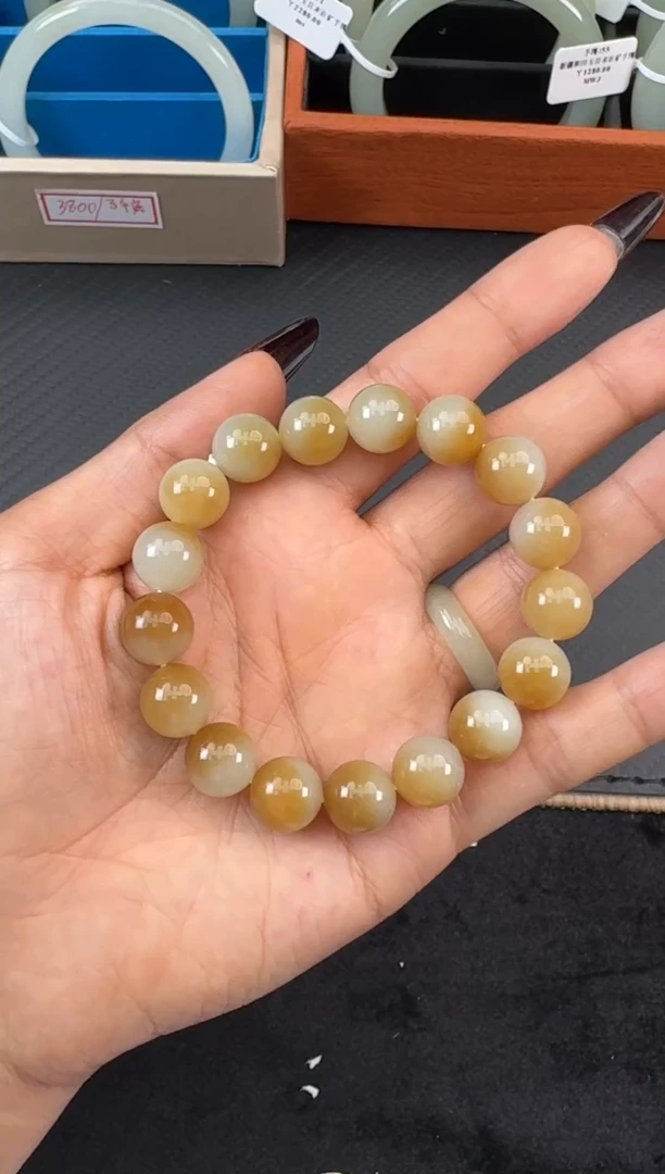 手串未镶嵌和田玉若羌料卡12手串  0144