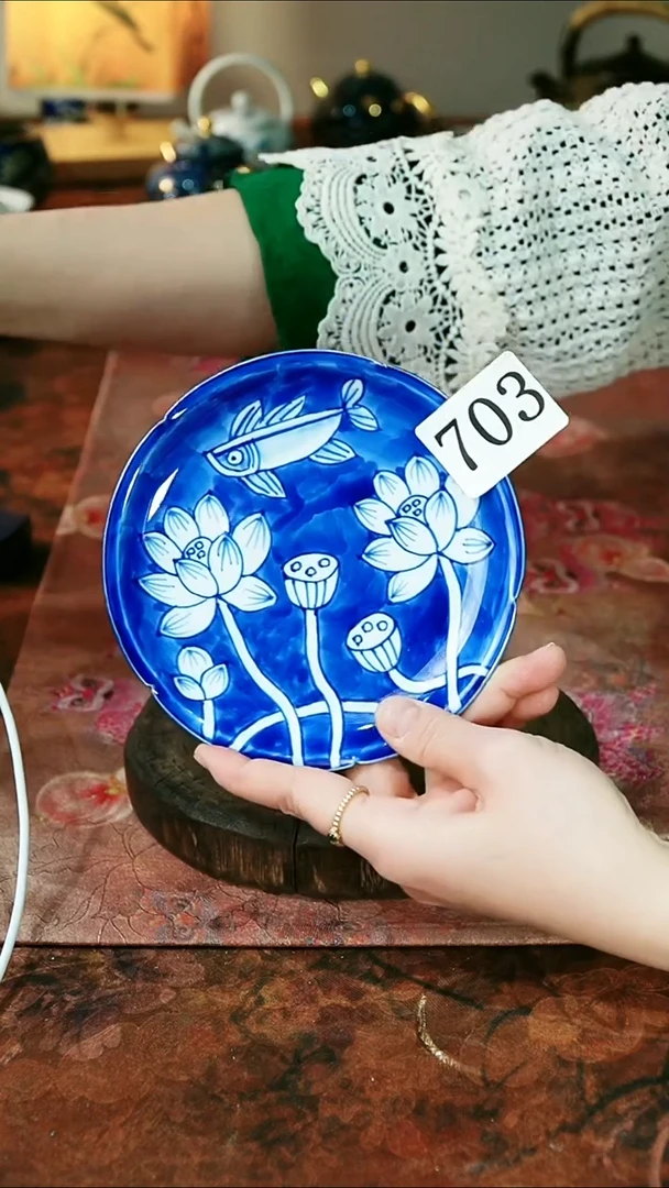 茶碗...........703