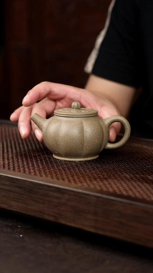 茶壶紫砂岩中泥灯笼{青}