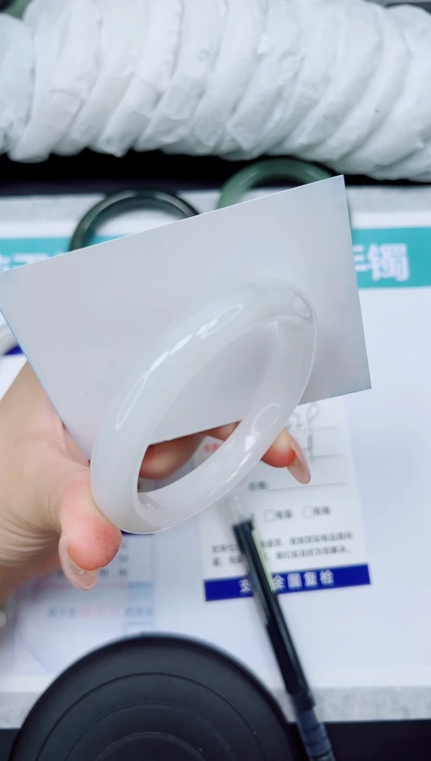 石英质玉手镯未镶嵌A229-57/58/59