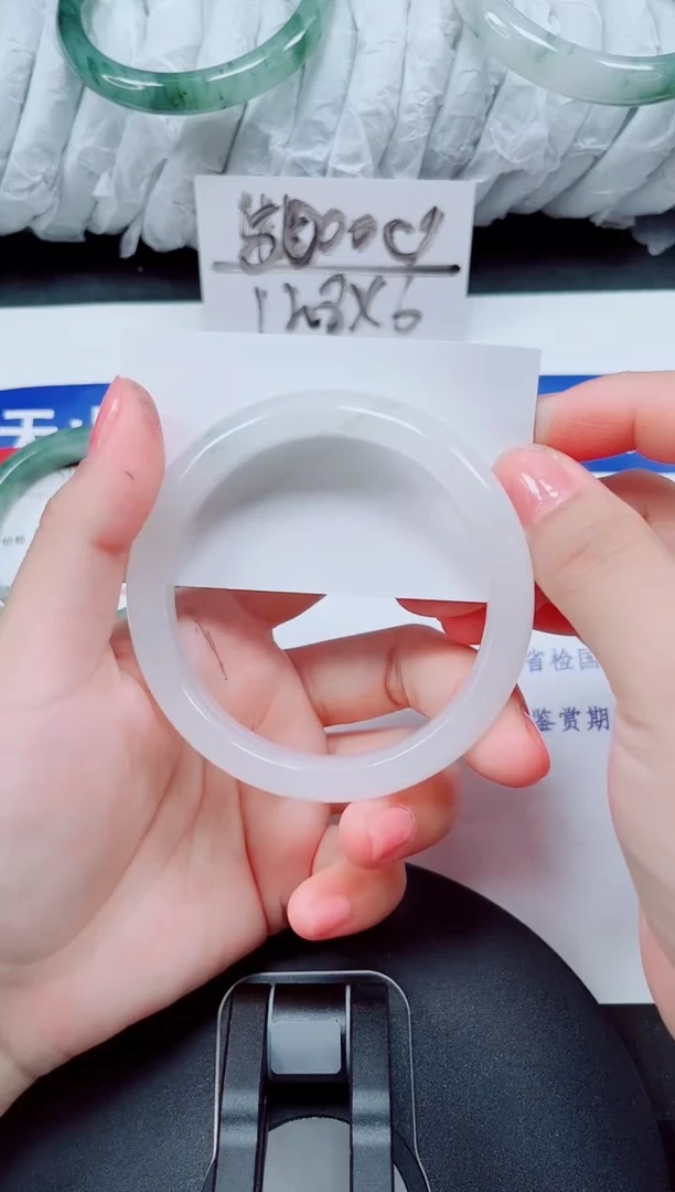 未镶嵌手镯石英质玉47-59/60