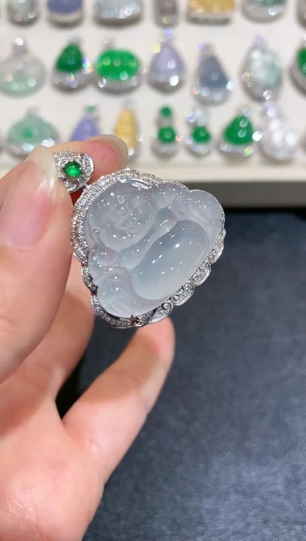 【闪购商品】翡翠颈饰18K金镶嵌B126