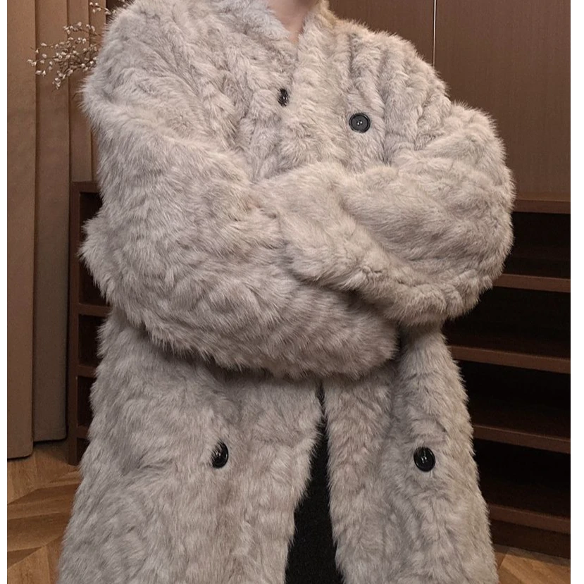 2025新款冬季环保毛毛一体欧版宽松女士高级感外套加厚韩版