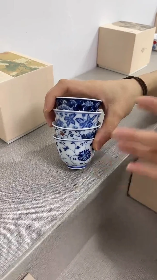 景德镇高温瓷铃铛杯一套